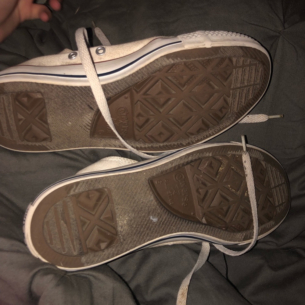 converse - Picture 2 of 2